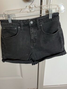 Madewell Black Denim Shorts High-Rise Curvy Size 26